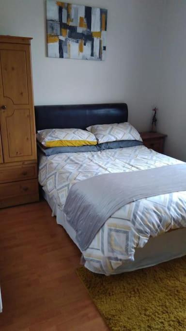 Cheerful Three Bedroom Country Cottage Ballina  Exteriér fotografie